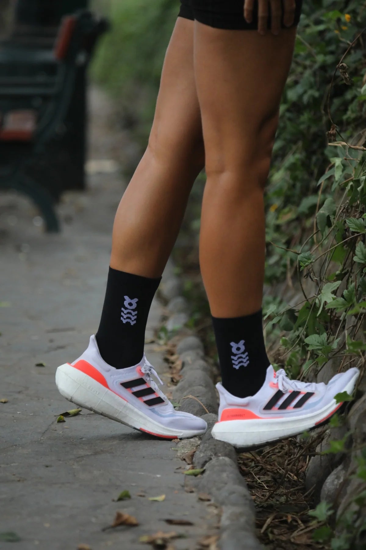 Bunnyhop - Today is Runday Negra - Medias