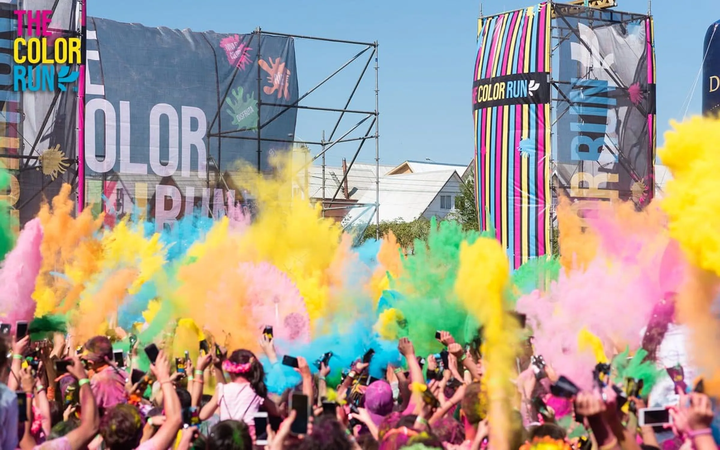 Flyer de The Color Run Santiago