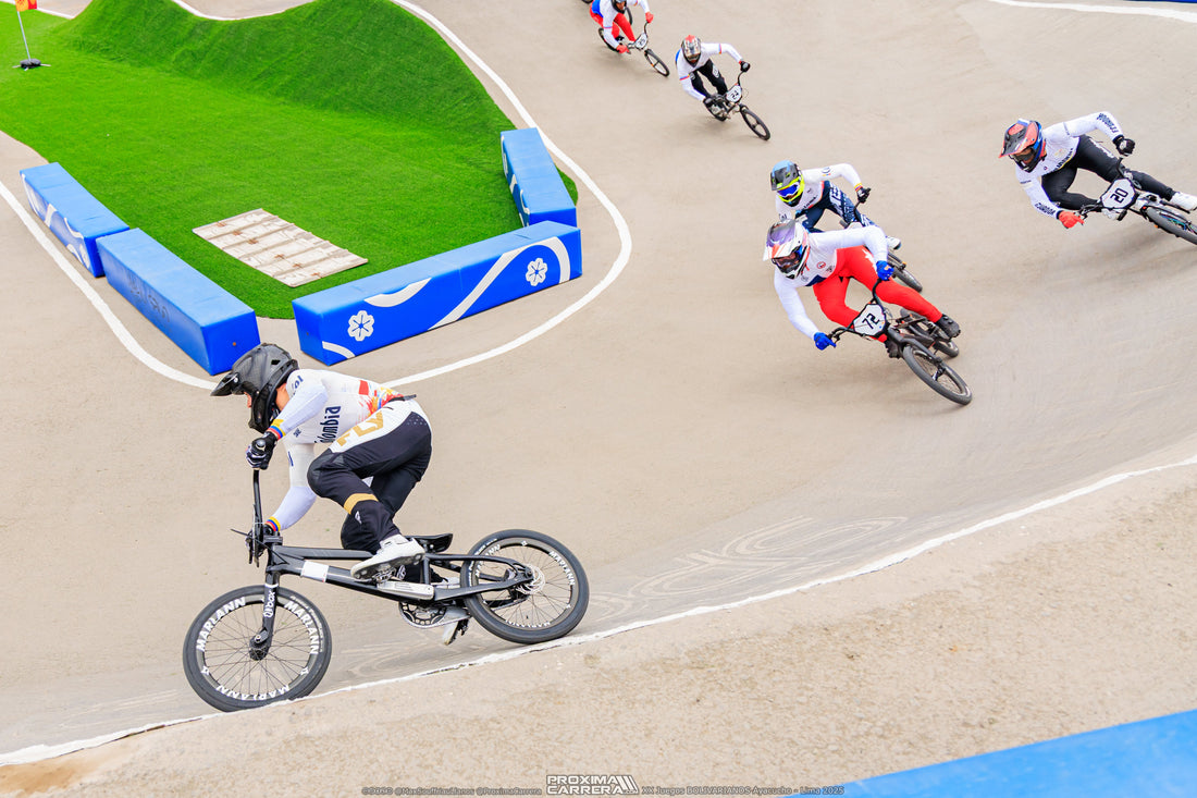 Juan José Velásquez campeón del BMX Racing de los XX Juegos Bolivarianos Ayacucho Lima 2025