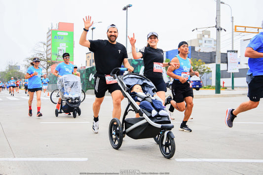 Correr en familia: AVA La Vuelta 8K y 4K en Miraflores